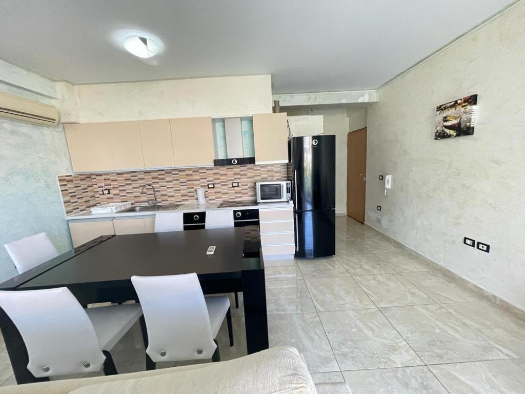 1-Stunning Sea View Apartments! Sarandë Exterior foto